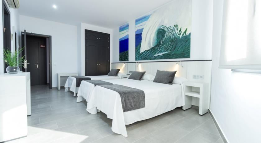Hostal El Yunque Conil De La Frontera Rom bilde